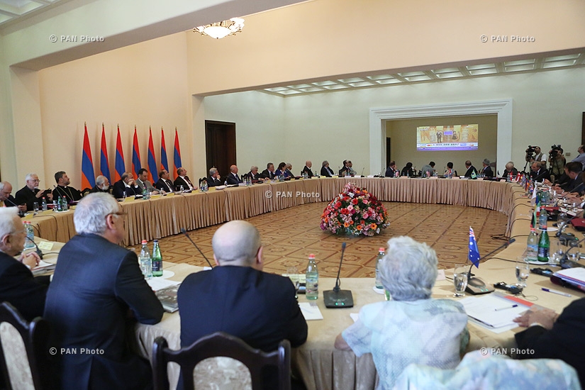 Session of Hayastan All-Armenian Fund board of trustees