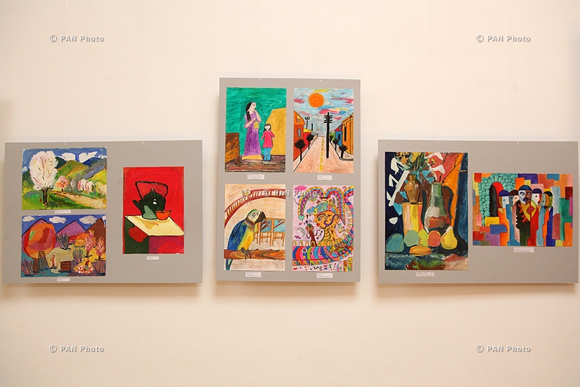 Открытие выставки работ учеников художественных школ Еревана и регионов  Армении