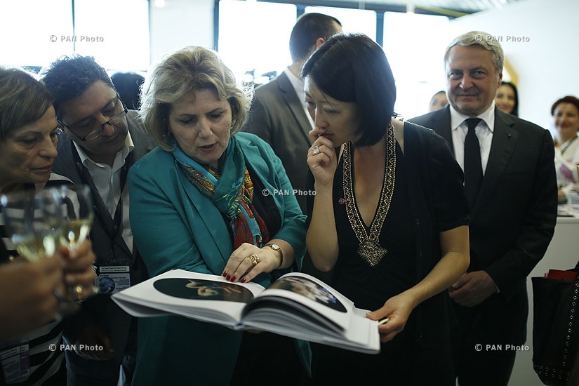 Midem 2015: Cultural Ministers of Armenia and France Hasmik Poghosyan and Fleur Pellerin visit Armenian Pavilion  