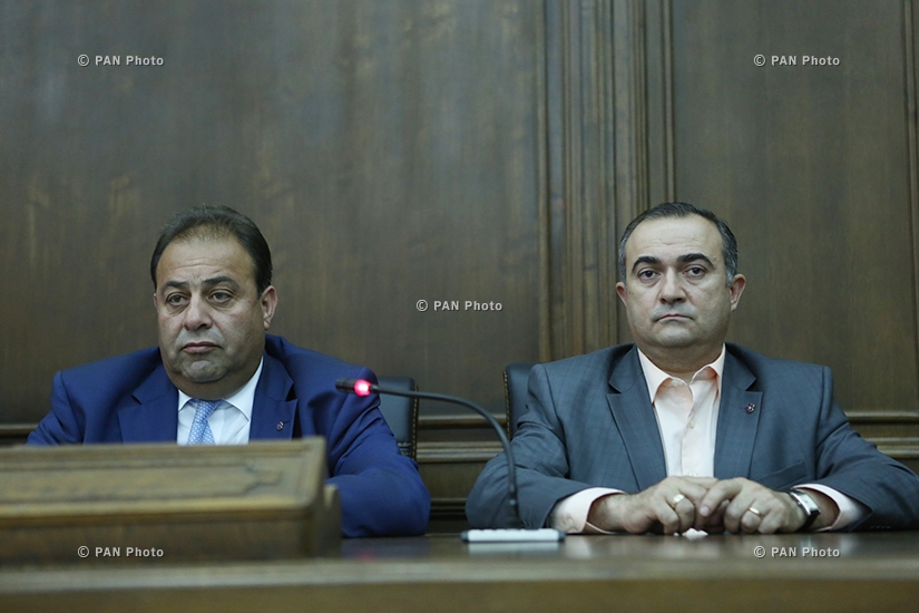ԱԺ պատգամավորներ Գագիկ Մելիքյանի, Տաճատ Վարդապետյանի ու Թևան Պողոսյանի մամուլի ասուլիսը