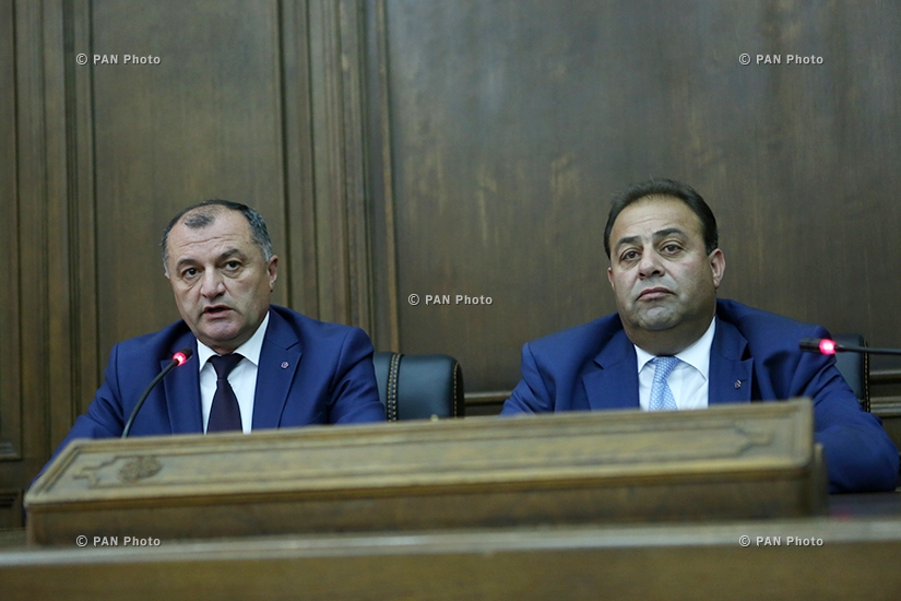 ԱԺ պատգամավորներ Գագիկ Մելիքյանի, Տաճատ Վարդապետյանի ու Թևան Պողոսյանի մամուլի ասուլիսը