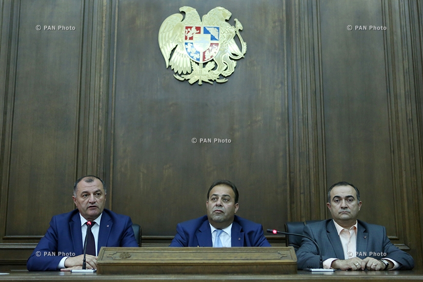 ԱԺ պատգամավորներ Գագիկ Մելիքյանի, Տաճատ Վարդապետյանի ու Թևան Պողոսյանի մամուլի ասուլիսը