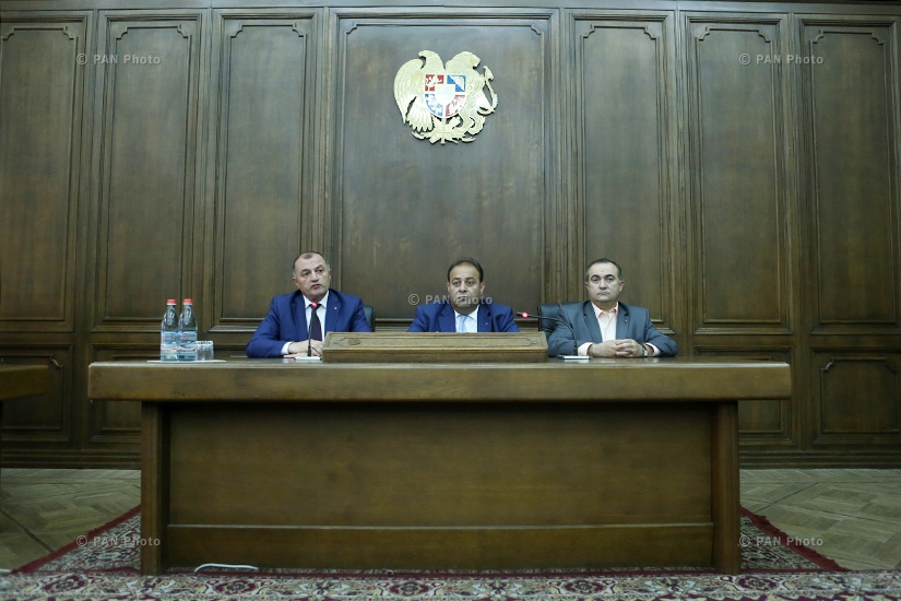 ԱԺ պատգամավորներ Գագիկ Մելիքյանի, Տաճատ Վարդապետյանի ու Թևան Պողոսյանի մամուլի ասուլիսը
