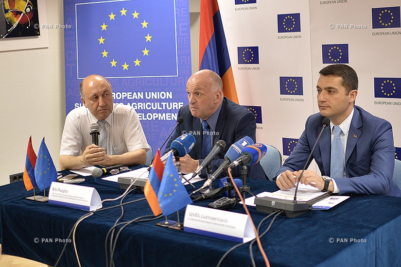 Press conference of Cooperation Officer of EU Delegation to Armenia John Barker and Deputy Minister of Agriculture Armen Harutyunyan