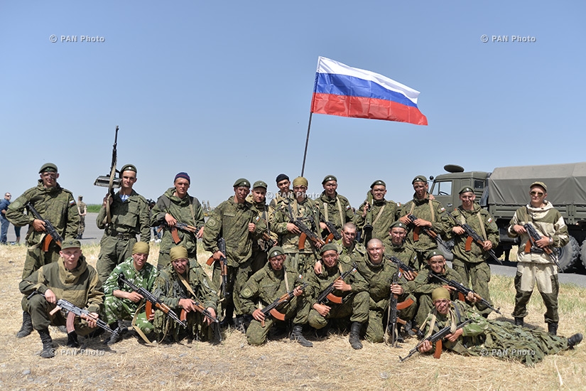 Open day in Erebuni air base dedicated to Russia Day