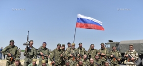 На российской авиабазе Эребуни состоялся авиационный праздник, посвященный Дню Российской Федерации