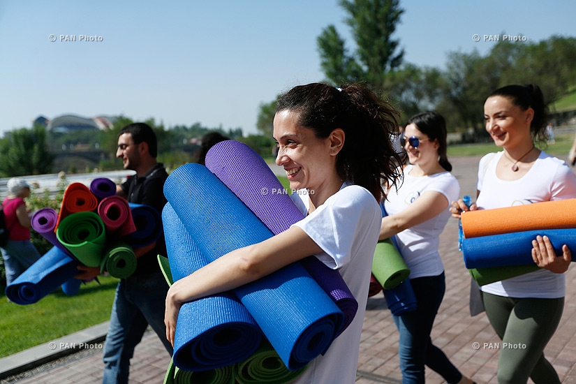Международный День Йоги в Ереване