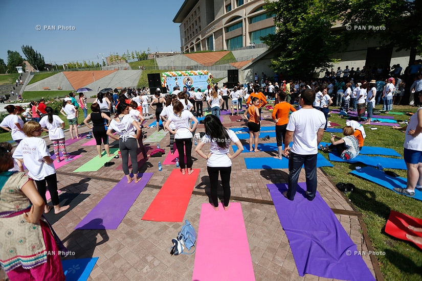 Международный День Йоги в Ереване