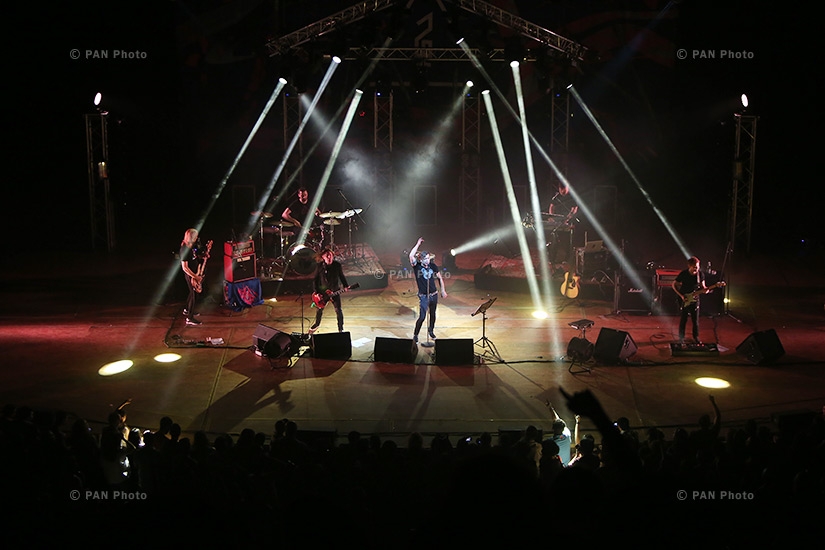 Группа Би-2 в Ереване: Закулисье и концерт 