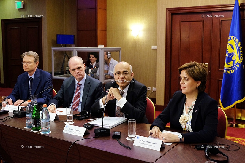 Пресс-конференция членов ереванского офиса Международного валютного фонда (МФВ)