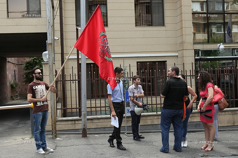 Марш протеста молодежно-студенческого союза СДПГ «Саркис Тхруни»