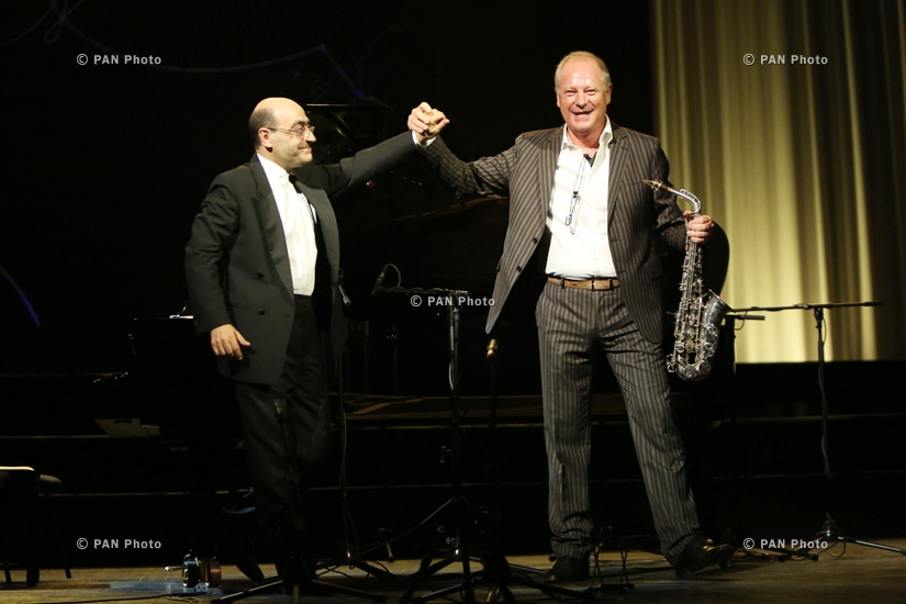Концерт, посвященный 60-летию маэстро Арама Карабекяна