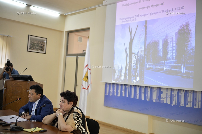 Press conference of the head of the Department of Nature Protection of Yerevan Municipality Avet Martirosyan and environmentalist Karen Danielyan