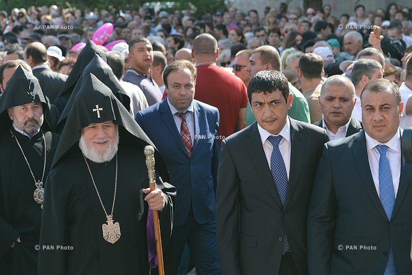 Церемония освящения новопостроенной церкви Сурб Аменапркич (Святого Всеспасителя) в городе Нор Ачине