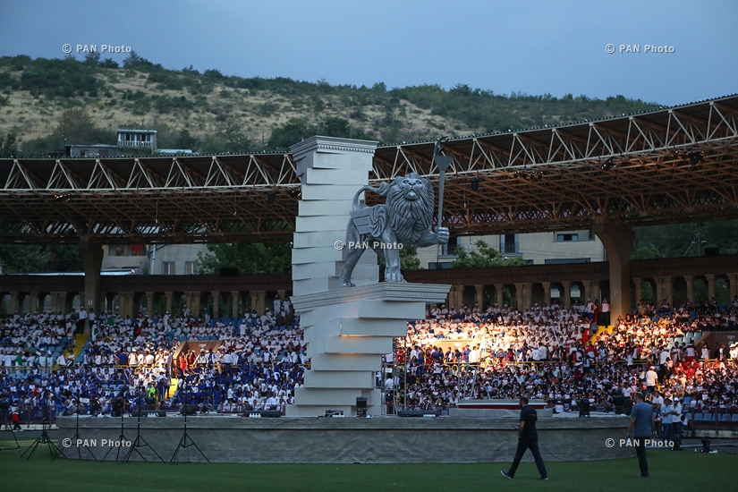 Церемония открытия 6-х летних Всеармянских игр