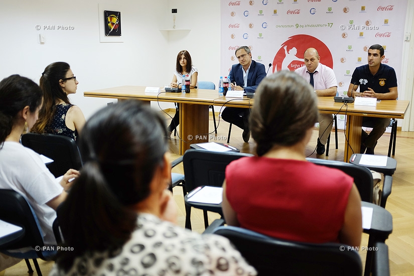 Press conference on “Be active, live healthy program