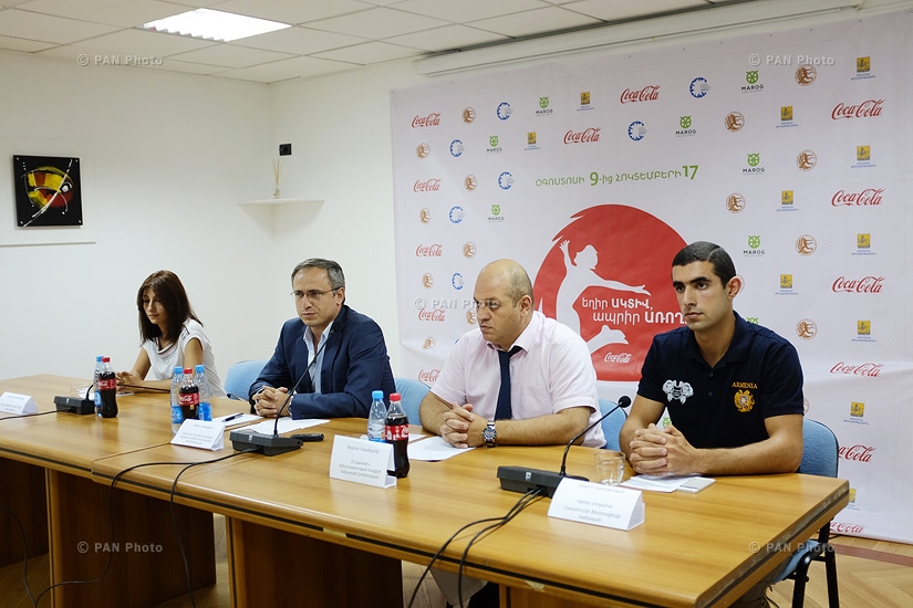Press conference on “Be active, live healthy