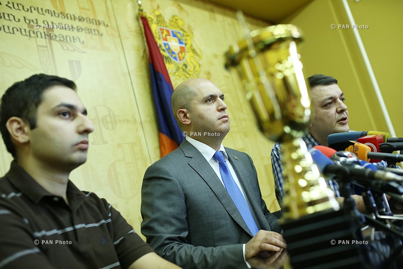 Press conference of Armenian Minister of Education and Science Armen Ashotyan and Head of the Armenian Association of Intellectuals Tigran Kocharyan