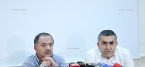 Пресс-конференция членов Верховного органа АРФ «Дашнакцутюн» Армена Рустамяна и Агвана Варданяна