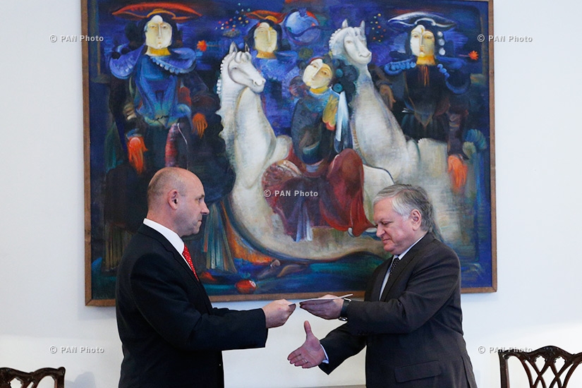 Министр иностранных дел Армении Эдвард Налбандян принял посла Беларуси в Армении Степана Сухоренко