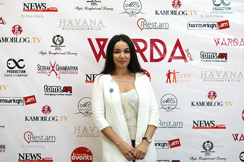 press conference of singer and dancer Varda