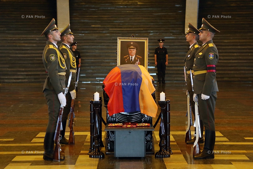 Colonel-General Gurgen Dalibaltayan lies in state 