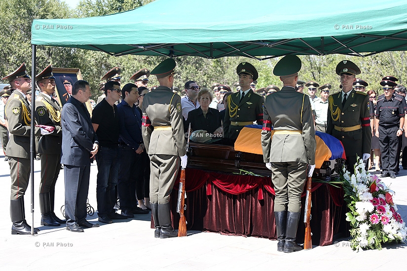 Похороны генерал-полковника Гургена Далибалтаяна