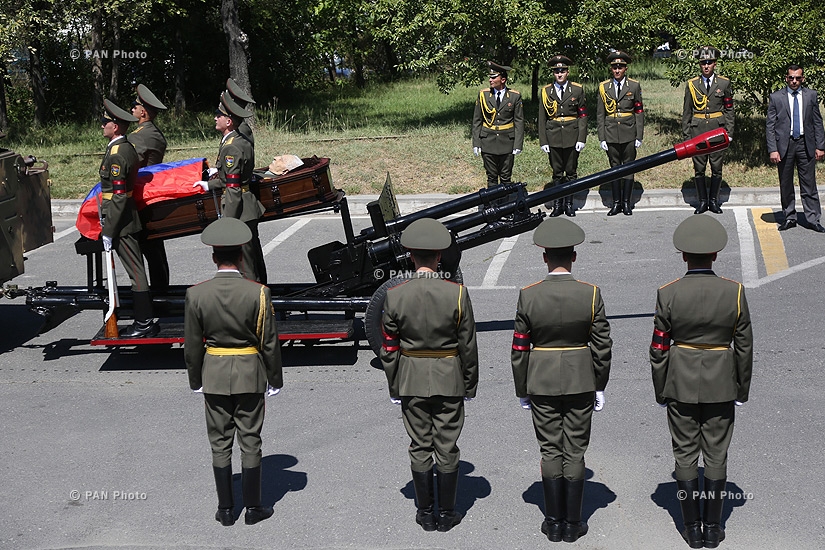 Похороны генерал-полковника Гургена Далибалтаяна