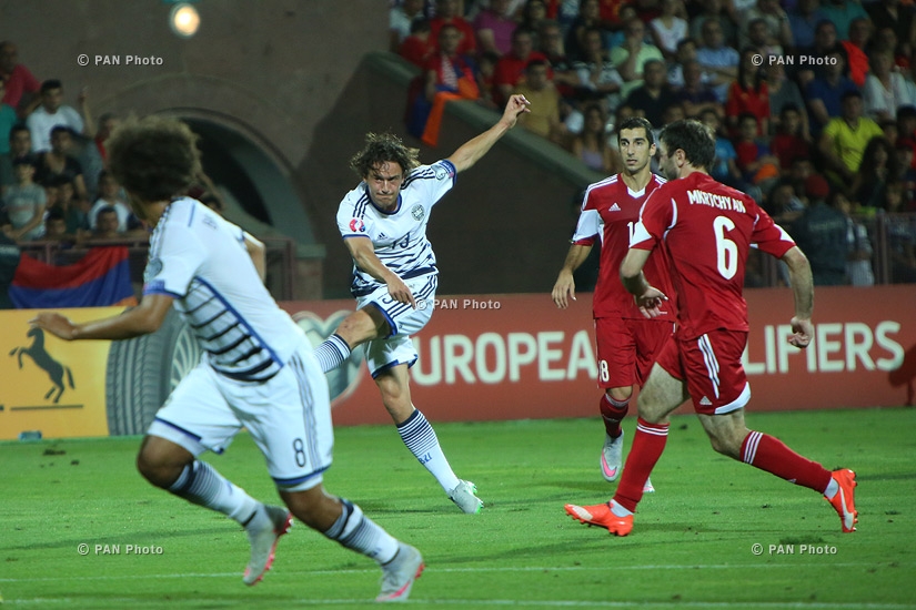 Матч Армения - Дания отборочного цикла Евро-2016