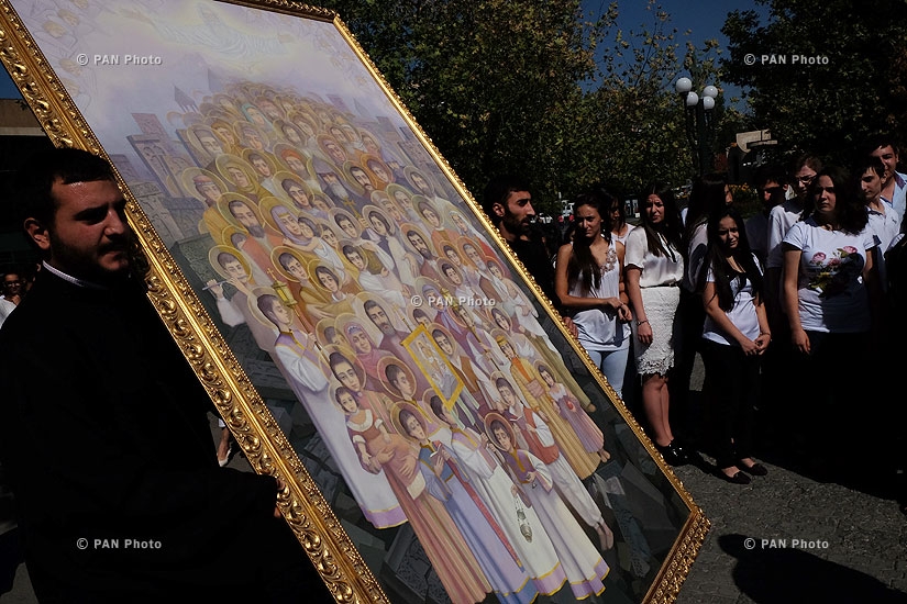 Icon of Genocide martyrs taken to Saint Gregory the Illuminator Cathedral in Yerevan