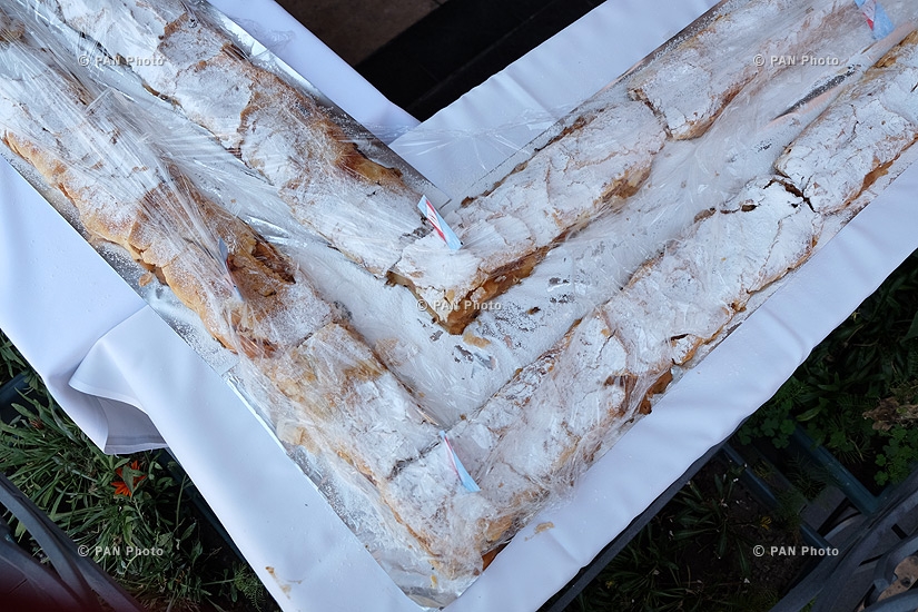 Armenia Marriott organizes the tasting ceremony of the longest strudel baked in Caucasus