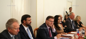 Делегация, возглавляемая заместителем председателя Сената Чехии, посетила Торгово-промышленную палату РА 