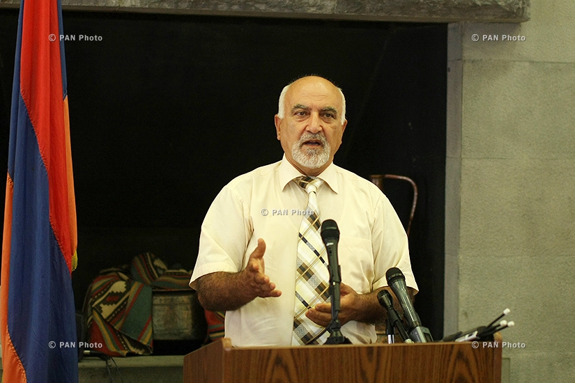 Հայաստանի անկախության օրվա առթիվ «Հիմնադիր խորհրդարանն» ընդունելություն է կազմակերպել 