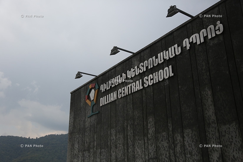 Открытии центральной школы Дилижана