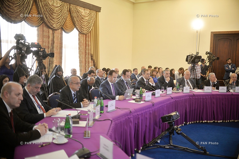 Состоялось 6-е заседание государственной комиссии, координирующей мероприятия, посвященные столетию Геноцида армян