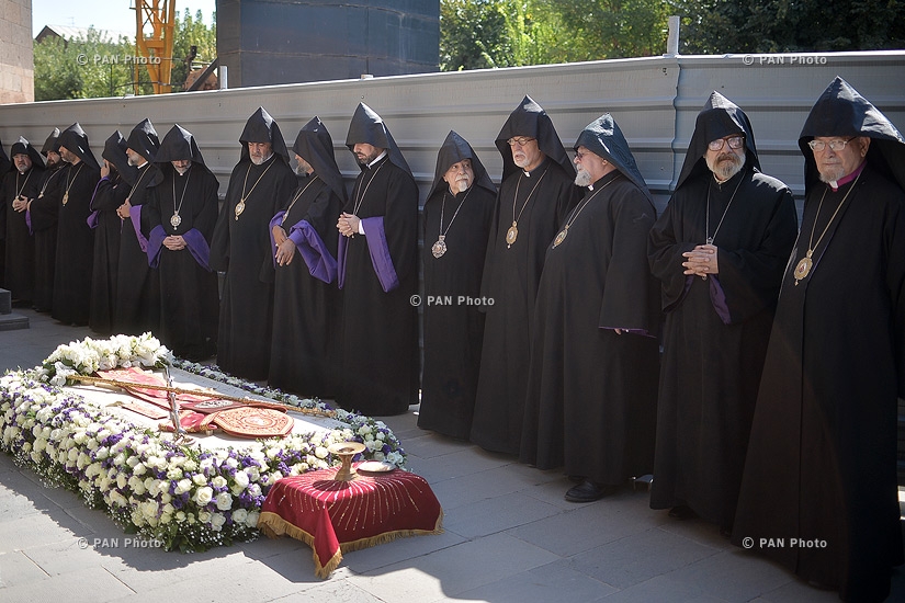 Memorial prayer for  His Holiness Karekin I