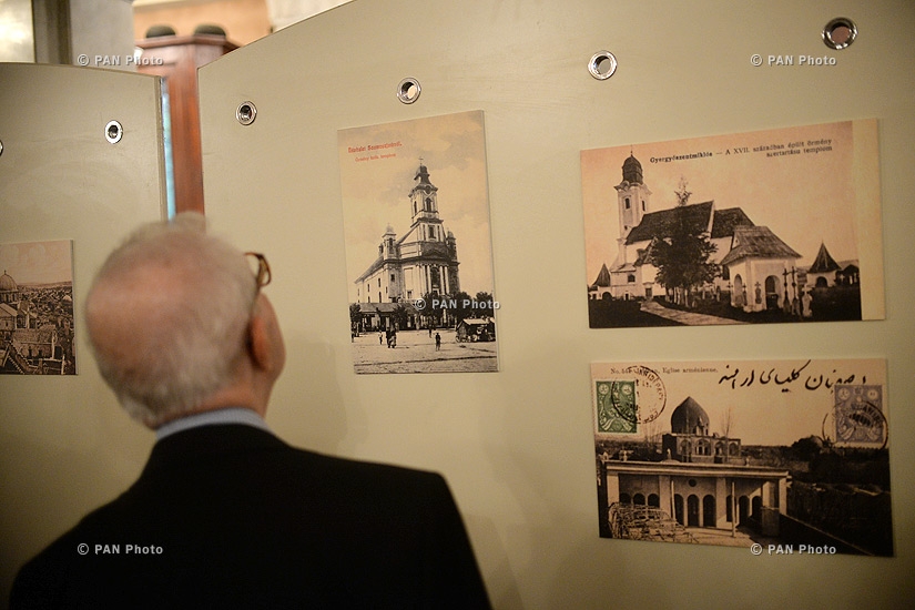 Фотовыставка «Армянские церкви на международных почтовых открытках»