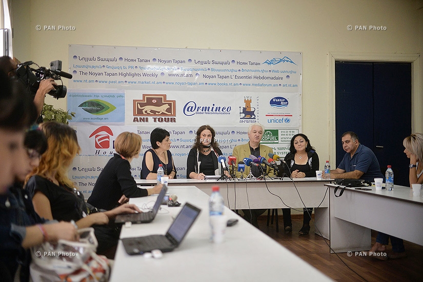 Пресс-конференция турецкой певицы из Германии Леман Штехн и ее продюсера, эксперт-аналитика по региональным вопросам Саркиса Ацпаняна