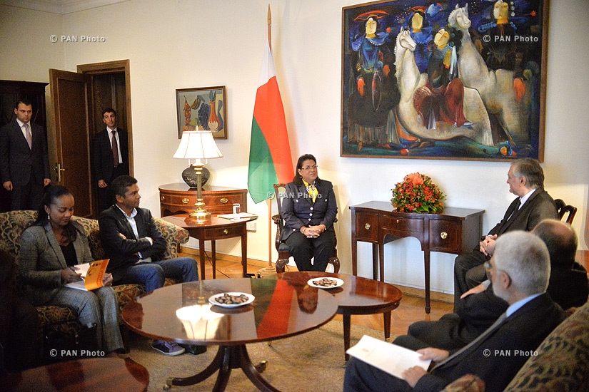 RA Minister of Foreign Affairs Edward Nalbandyan receives Minister of Foreign Affairs of Madagascar Béatrice Atallah