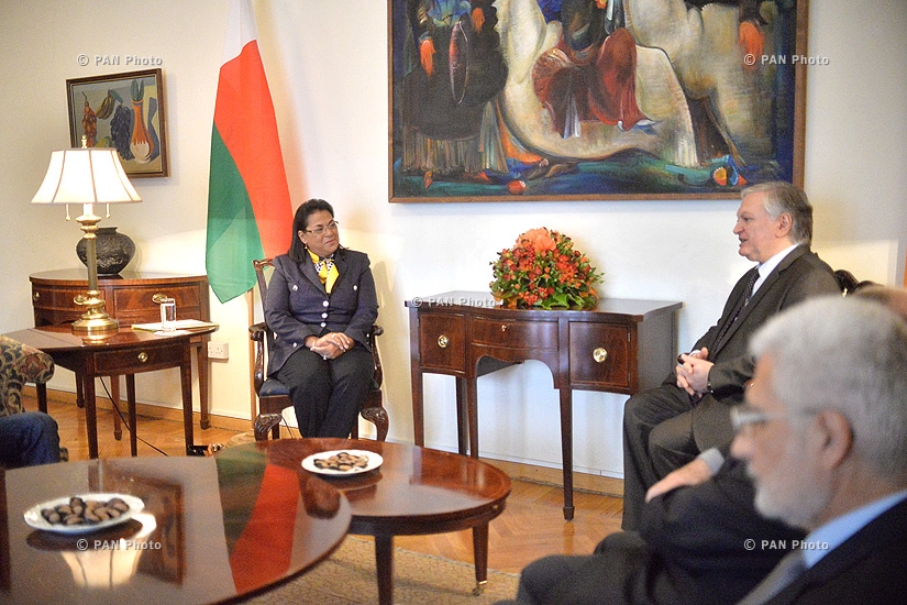 RA Minister of Foreign Affairs Edward Nalbandyan receives Minister of Foreign Affairs of Madagascar Béatrice Atallah