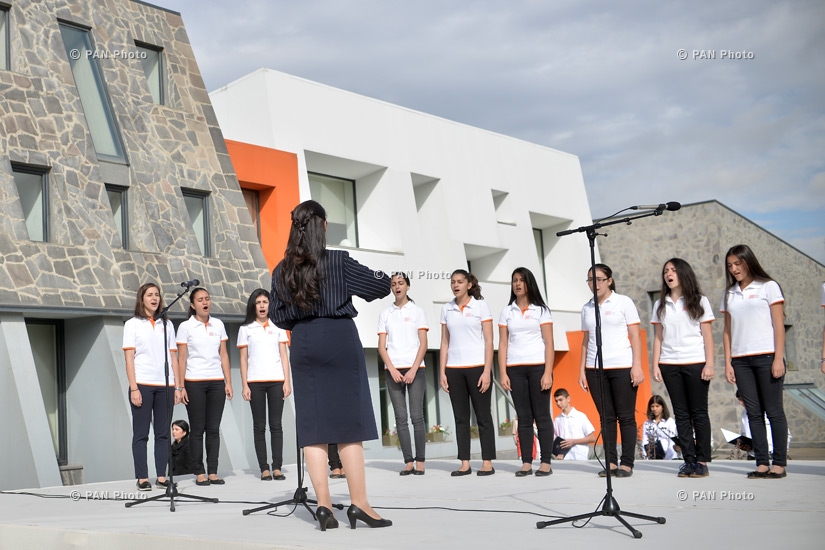 Открытие первого в Армении фаблаба (мастерская-лаборатория) и церемония закладки нового корпуса средней школы «Айб»