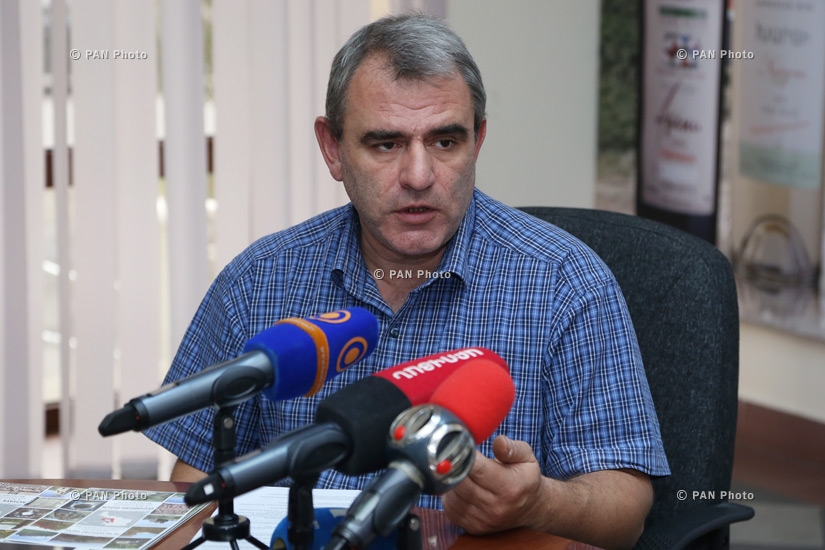 Press conference of monuments specialist Samvel Karapetyan and Chairman of 'Digital Monument' NGO Armen Gevorgyan