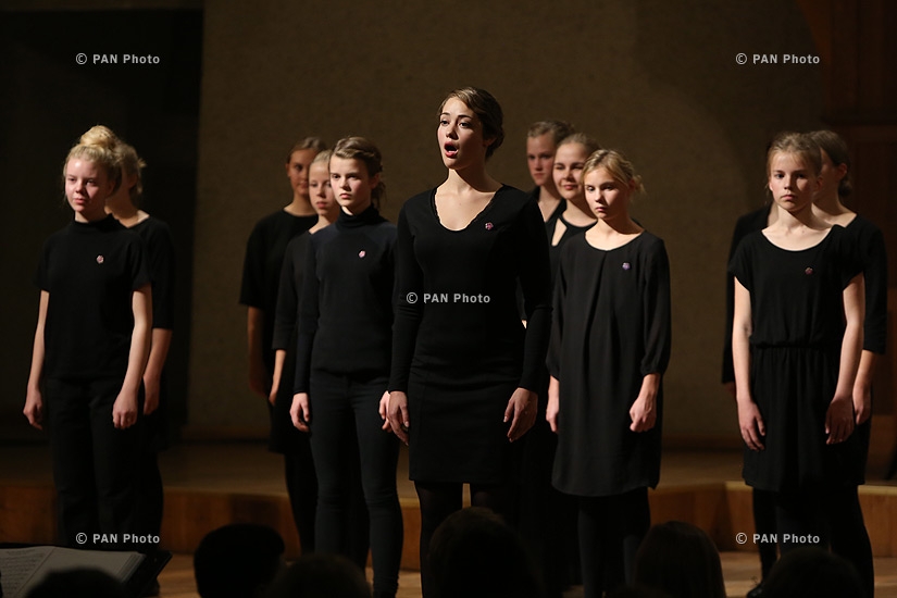 Концерт датского хора девочек «МидВест» в Ереване