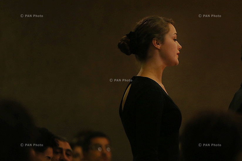 Դանիայի «ՄիդՎեստ» աղջիկների երգչախմբի համերգը Երևանում