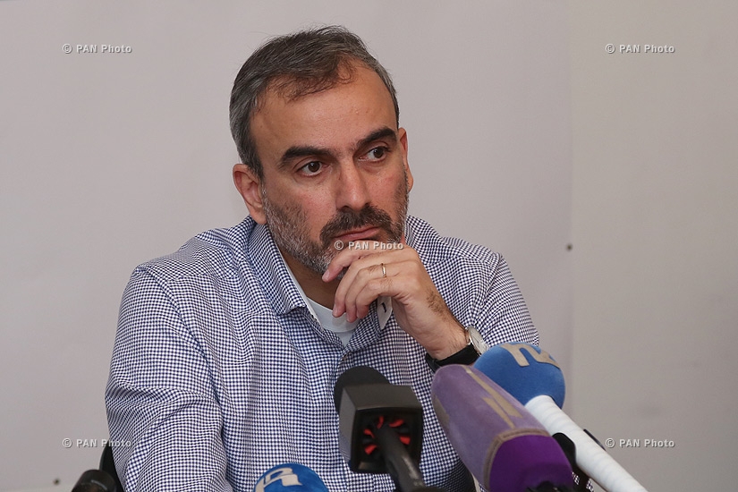 «Նոր Հայաստան» հանրային փրկության ճակատի «Ընդդիմության միասնական շտաբ»-ի անդամների մամուլի ասուլիսը