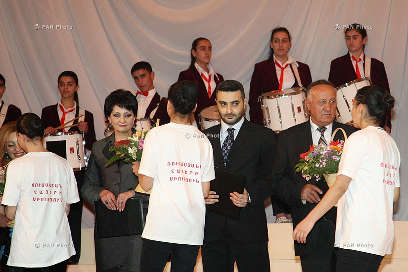 Церемония вручения наград за лучшие произведения, организованная Союзом армян России