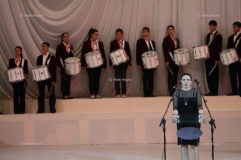 Ceremony of handing prizes for the best works, organized by the Union of Armenians of Russia