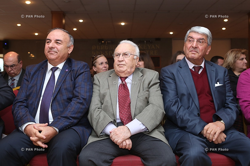 Сбор делегатов партии Рамкавар-азатакан Армении (Либерально-демократической партии)