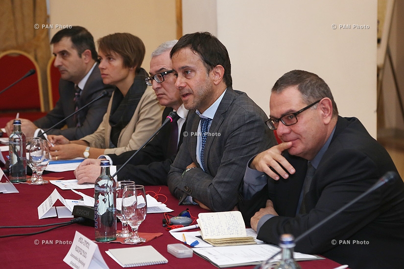 Конференция на тему «К Парижу: Армения накануне 21-й сессии Конференции Сторон Рамочной конвенции ООН по изменению климата» 