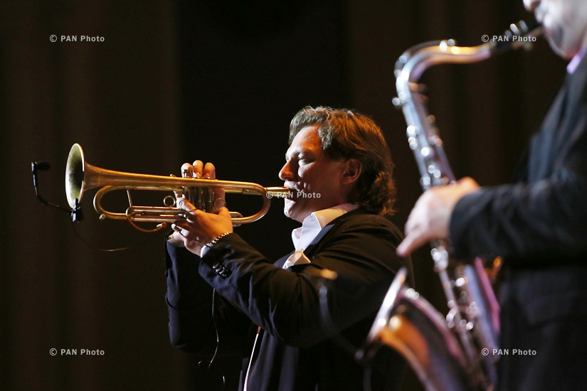 Vadim Eilenkrig jazz band in Yerevan: Backstage and concert